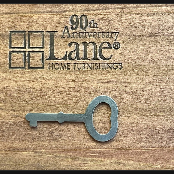 Lane Vintage Mini Jewelry Box Key Replacement - Picture 4 of 7